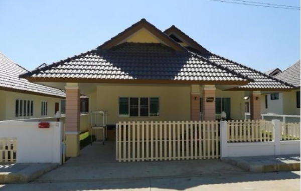 华人移居泰国 感叹房子白菜价却买不得