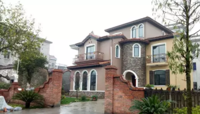 浙江80后自建气度美式豪宅 乡亲大开眼界