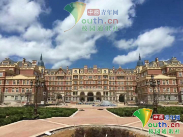 У8.5ڽŷʽУ԰ ĵӰӾ