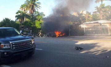 特斯拉再出车祸 2人丧生,1人受伤