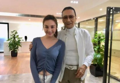 лĺƬ    ϲšѱʾ뿴