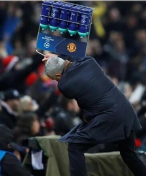 ��˧ˤˮƿ��ף    ֻ���Լ������������û�й�ϵ