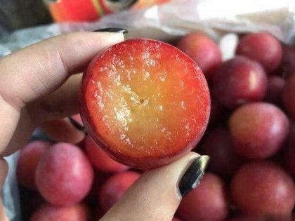 Ů�Գ��Լ���ˮ����ʹƤ��ϸ�۹⻬�����ܼ�������
