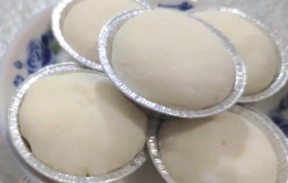 ��4�������ձ���ɫѩ����,С���Ӷ�����