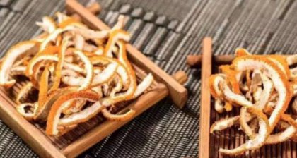 Ů�Գ��Ȼ��裬���Ե���ɫ�ߣ������ڷ���