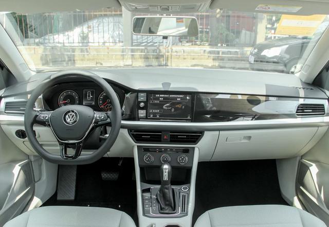 中国卖得最好的家轿,10.79万起月销4.8万辆,大众朗逸有何魅力?